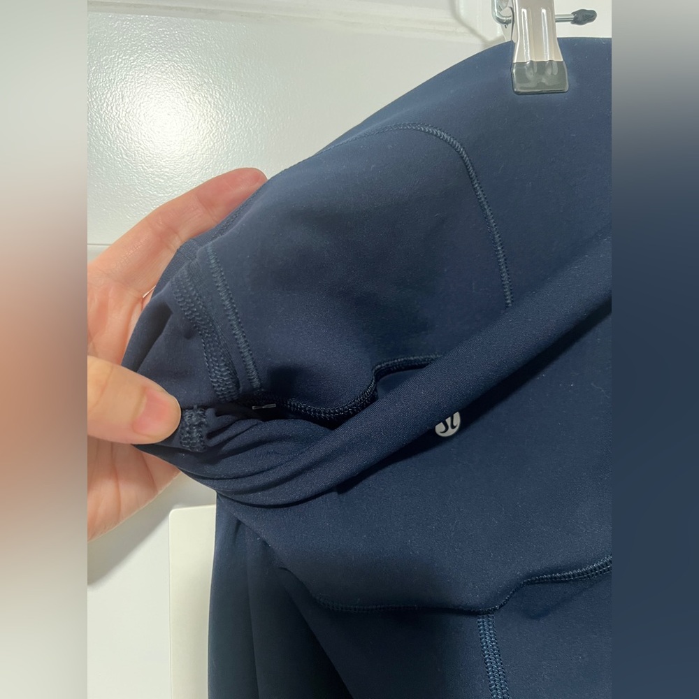 Lululemon Align HR Pant 25" in Navy - Picture 4 of 9